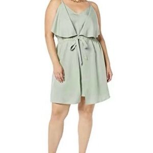 Elegant Green Midi Dress